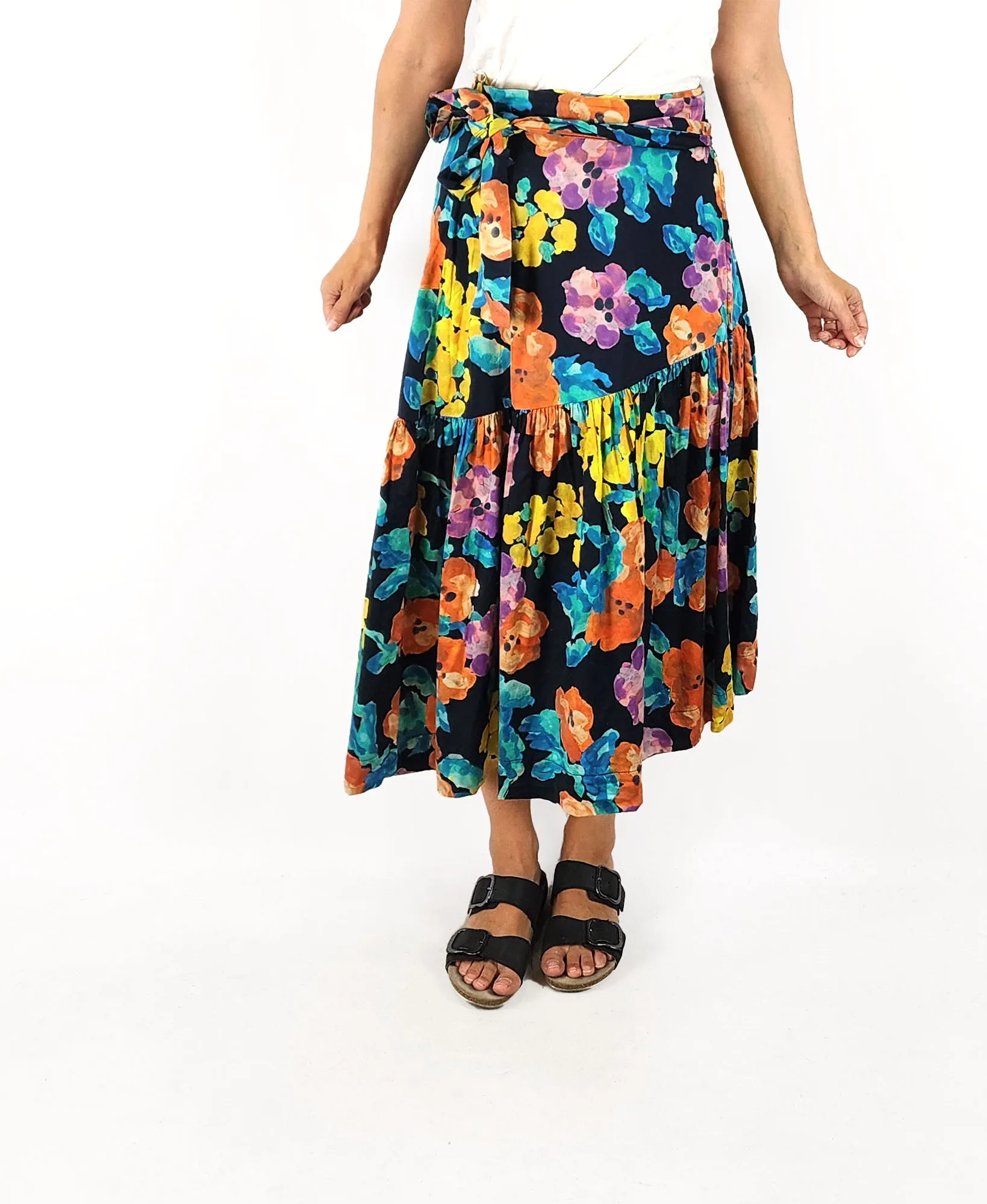 Obus stunning wrap style skirt size 1 / 8