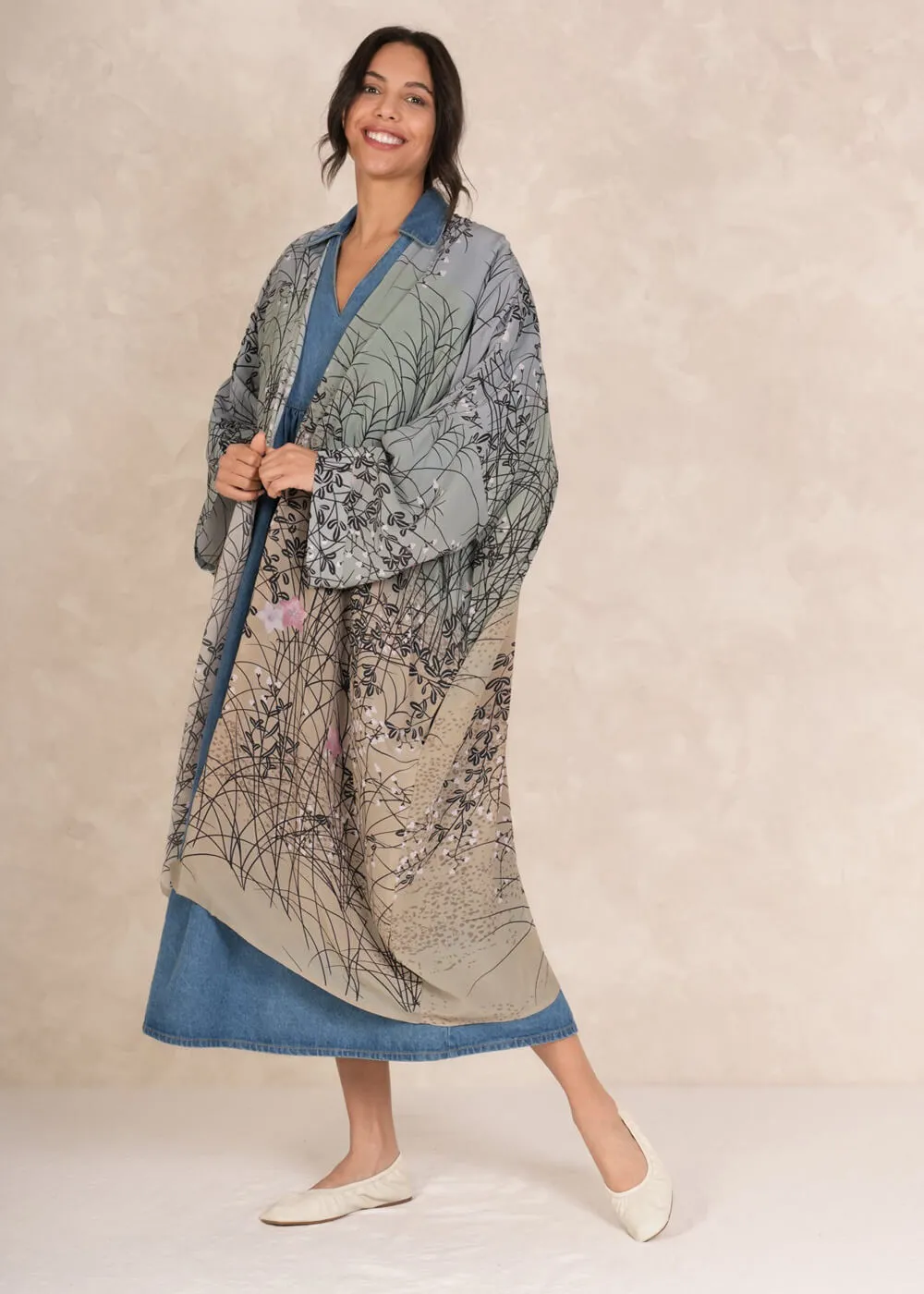 One Hundred Stars Dunes Lange Kimono Grijs