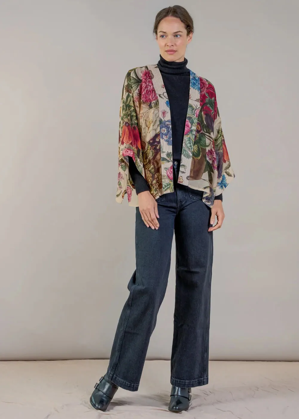 One Hundred Stars Primula Korte Kimono Stone Beige