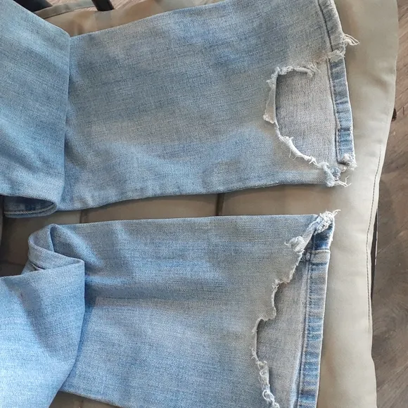 VINTAGE LEVI’S Special Edition Denim distressed Jeans Pants Flared hem Waist 16