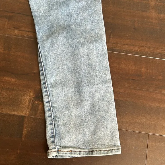 Wedgie Straight Fit Jean