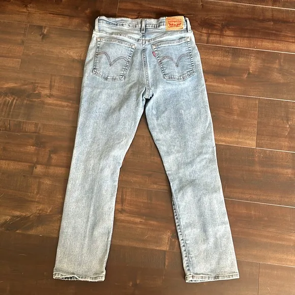 Wedgie Straight Fit Jean