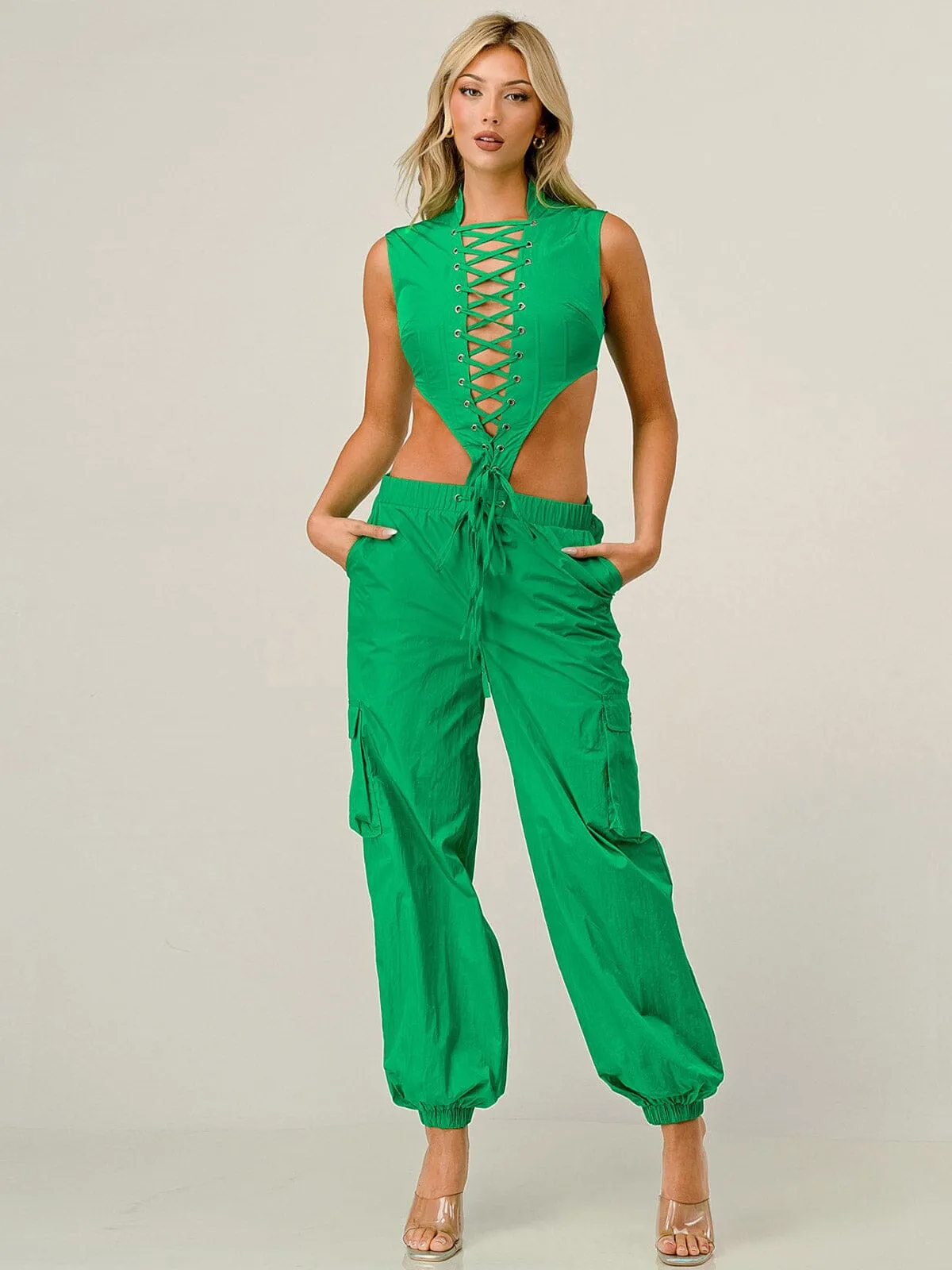 WOMEN'S SLEEVELESS POCKETS CUT OUT JOGGER JUMPSUIT